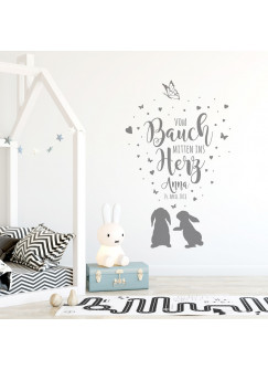 Wandtattoo Babyzimmer Spruch Zitat & Geburtsdaten Kinderzimmer Hasen Herzen & Schmetterlinge Wanddeko Wandgestaltung mit Namen & Datum M2340